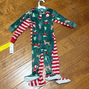 NWT Size 18M Carters Set of 2 Festive Fleece Green and Red Kids Onesie